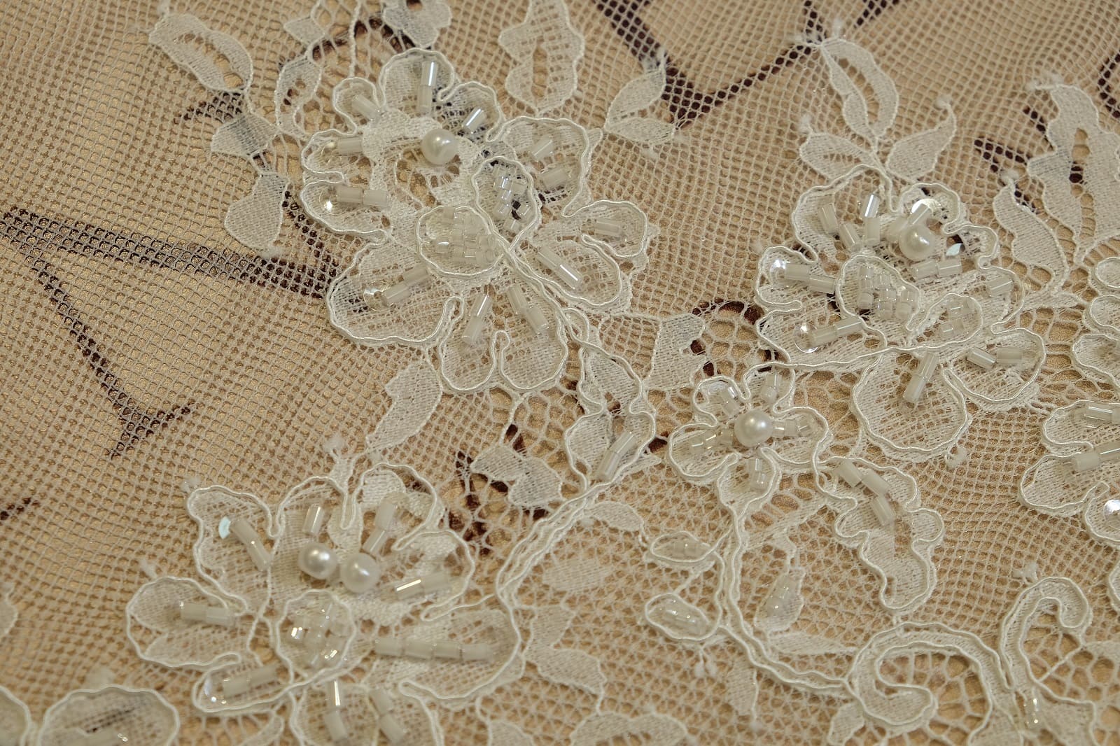 chantilly with beads close-up 386218