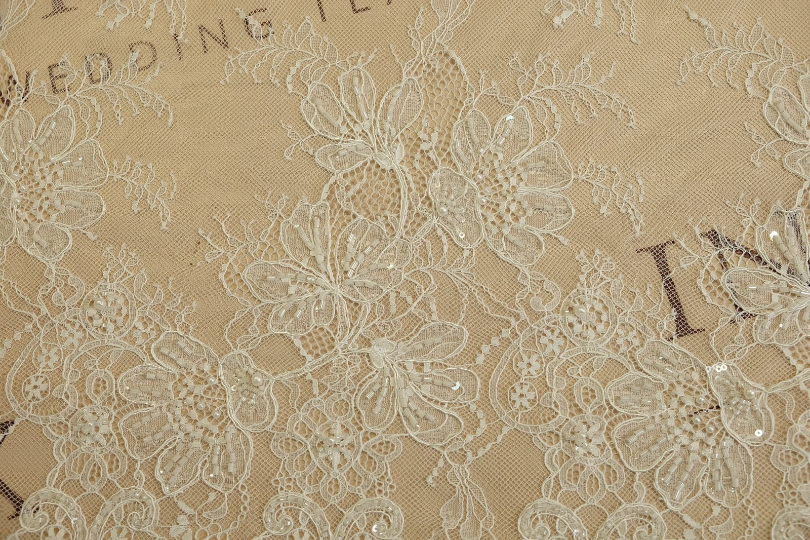 chantilly with beads pattern 386294