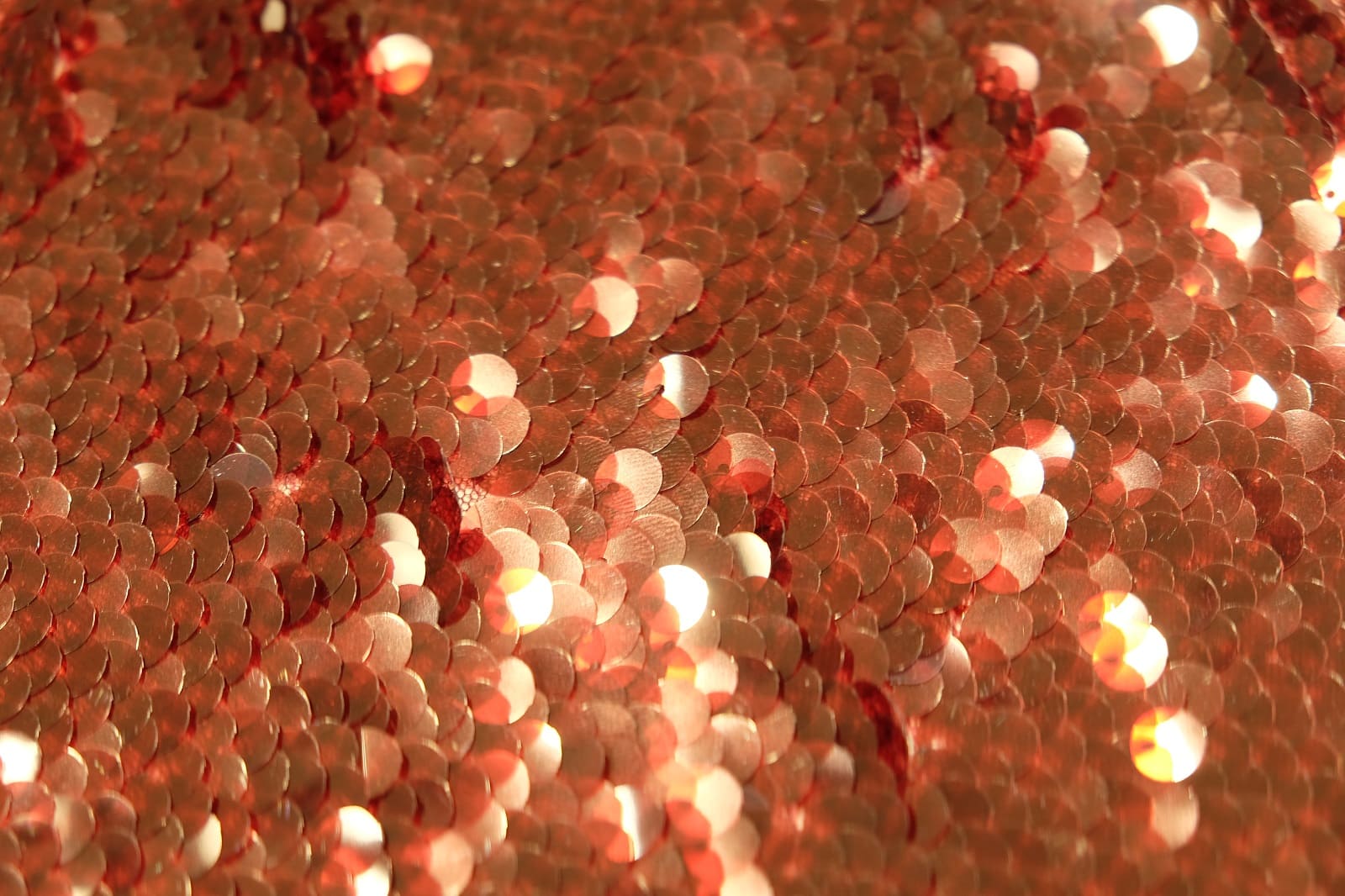 wet-look burgundy sequins close-up 386416