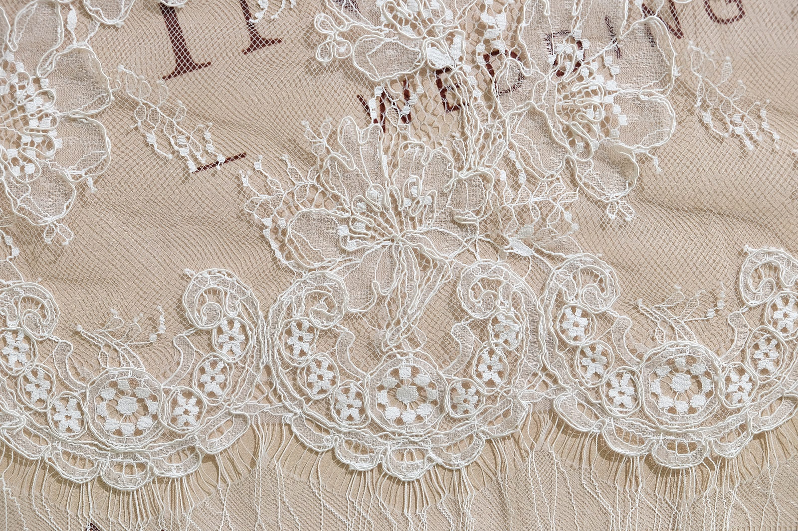 chantilly lace trim edge 386683