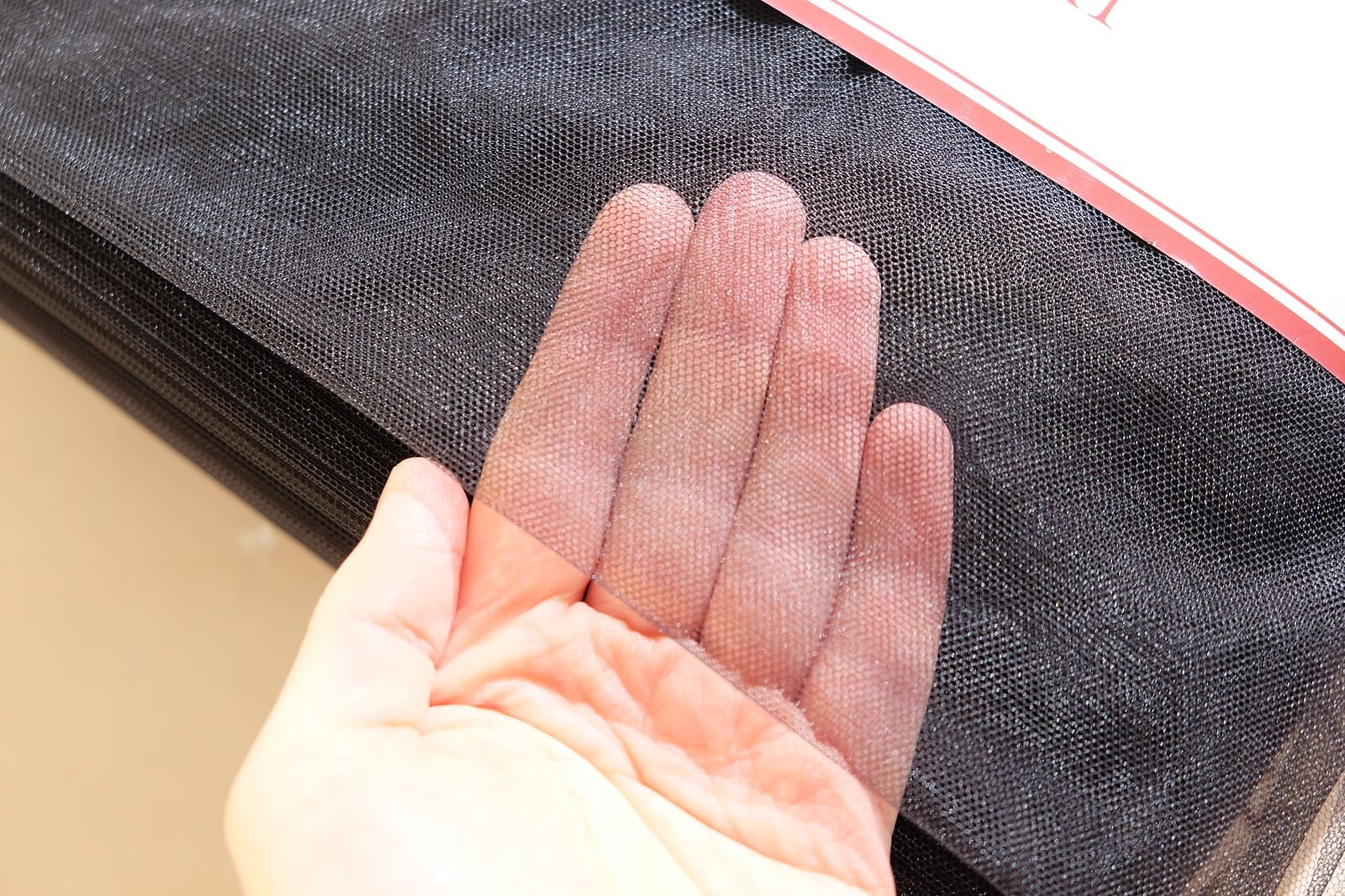 black mesh pronovias on hand 387048