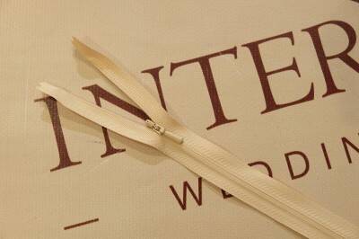 2000000326351 YKK 25 см